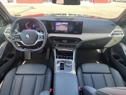 Used 2025 BMW 330i xDrive Sedan image 10