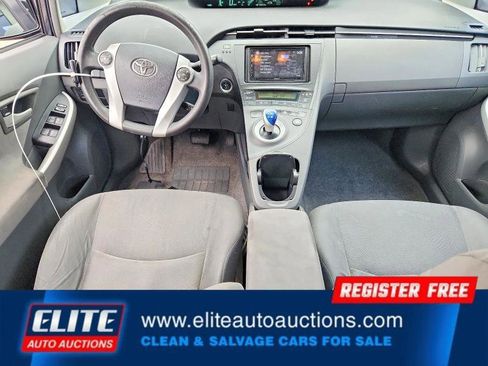 Used 2010 Toyota Prius Two image 15