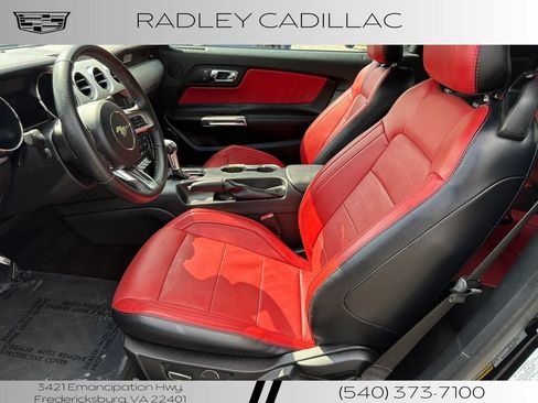 Used 2017 Ford Mustang GT Premium RWD image 3