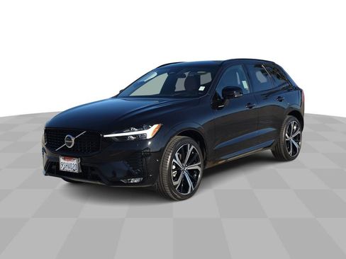 Used 2025 Volvo XC60 B5 Ultra w/ Protection Package Premier image 4