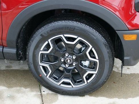 New 2025 Ford Bronco Sport Outer Banks w/ Outer Banks Tech Package+ image 9