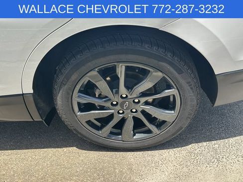 Used 2022 Chevrolet Equinox RS w/ RS Leather Package FWD image 12