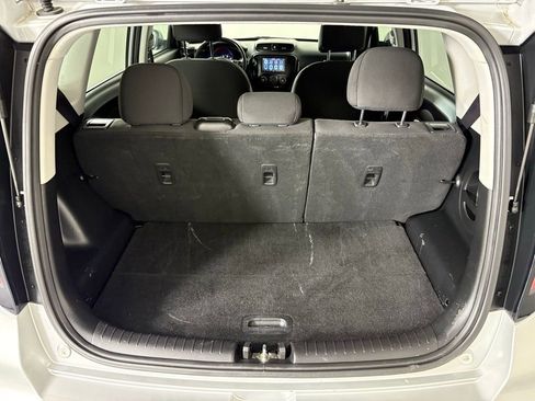 Used 2019 Kia Soul FWD image 32