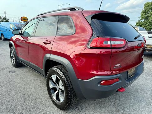 Used 2017 Jeep Cherokee Trailhawk w/ Comfort/Convenience Group AWD/4WD image 6