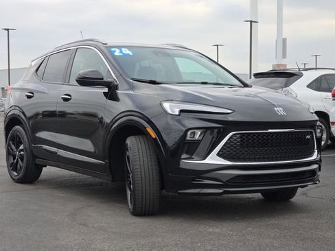 Used 2024 Buick Encore GX Sport Touring image 16