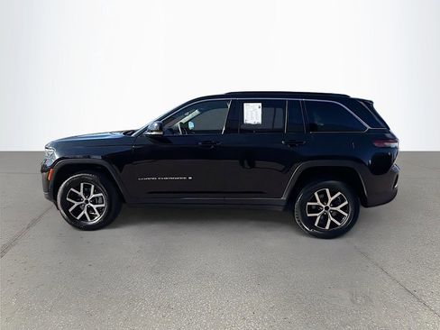 Used 2024 Jeep Grand Cherokee Limited image 8