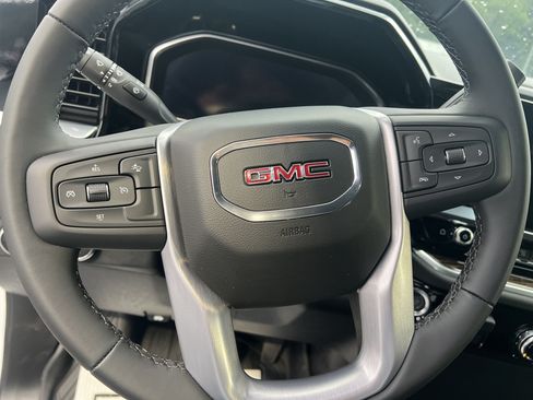 New 2026 GMC Sierra 2500 SLE w/ LPO, GMC Protection Package AWD/4WD image 10