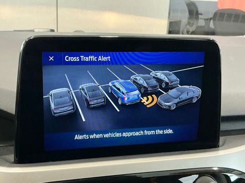 Used 2021 Ford Escape SE w/ Convenience Package FWD image 29