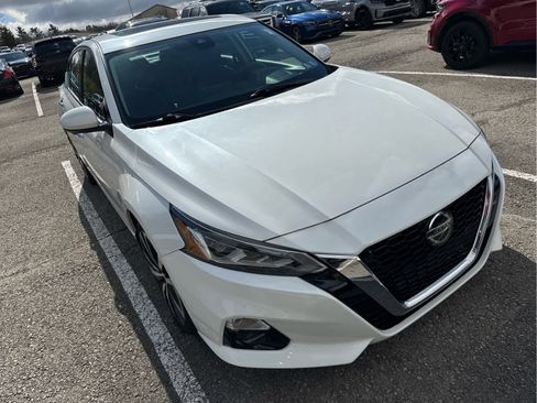Used 2020 Nissan Altima 2.5 Platinum image 6