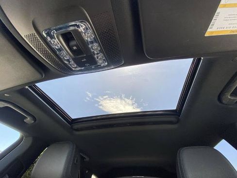 Used 2022 Mercedes-Benz GLE 350 4MATIC image 15