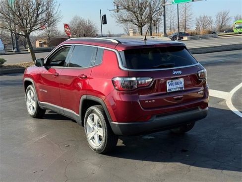Used 2022 Jeep Compass Latitude w/ Sun and Sound Group image 3