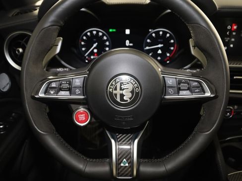 Used 2024 Alfa Romeo Stelvio Quadrifoglio w/ Active Assist Plus Package AWD/4WD image 41