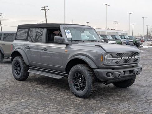 New 2026 Ford Bronco Badlands AWD/4WD image 2