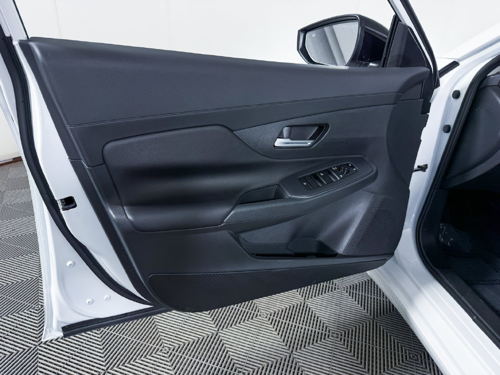Certified 2026 Nissan Sentra SV w/ SV Convenience Package FWD image 40