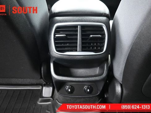 Used 2020 Hyundai Santa Fe SE w/ Cargo Package FWD image 24
