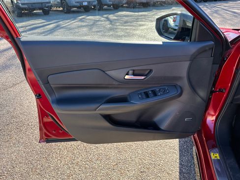 New 2026 Nissan Sentra SR w/ SR Premium Package image 10