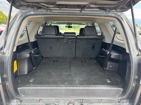 Used 2019 Toyota 4Runner SR5 Premium AWD/4WD image 17