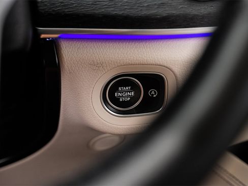 Used 2021 Mercedes-Benz GLE 350 4MATIC w/ 3rd Row Seat Package image 18