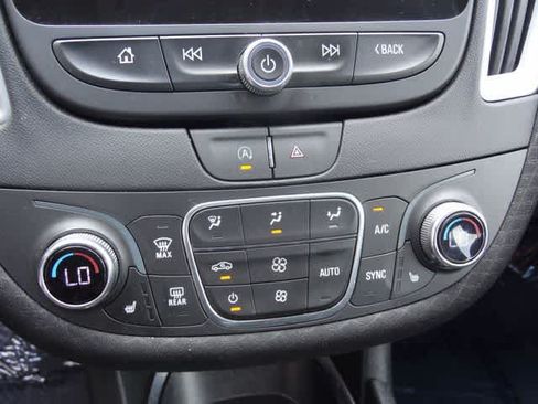 Used 2023 Chevrolet Malibu LT FWD image 23