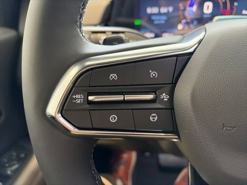 New 2026 Chevrolet Tahoe High Country AWD/4WD image 19