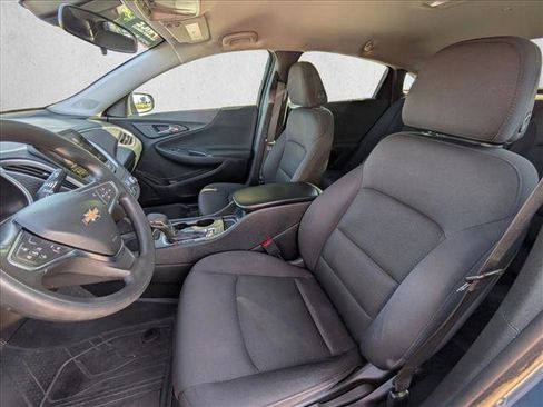 Used 2025 Chevrolet Malibu LS FWD image 14