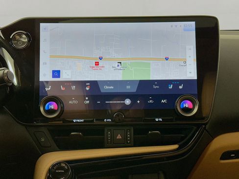 Used 2025 Lexus NX 350h AWD w/ Premium Package image 15