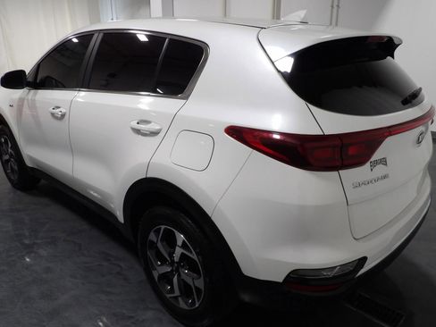 Used 2022 Kia Sportage LX AWD/4WD image 5