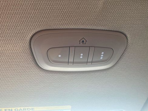 Used 2021 RAM 1500 Laramie image 13