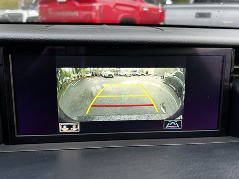 Used 2018 Lexus RC 350 image 26