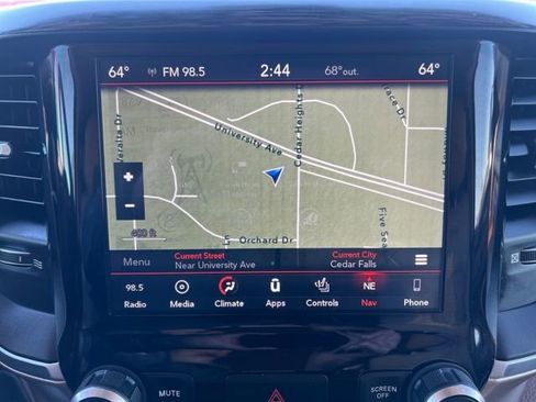 Used 2019 RAM 1500 Laramie image 26