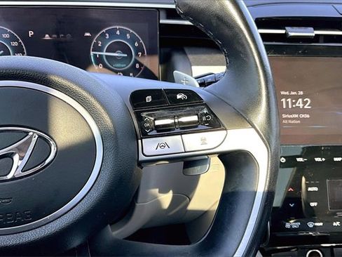 Used 2022 Hyundai Tucson Limited image 8