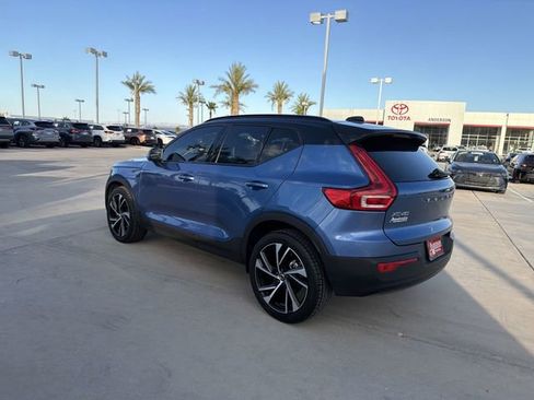 Used 2021 Volvo XC40 T5 R-Design w/ Advanced Package AWD/4WD image 7