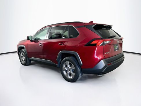 Used 2023 Toyota RAV4 XLE AWD/4WD image 5