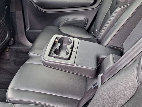 Used 2018 Volvo XC90 T6 Momentum image 13