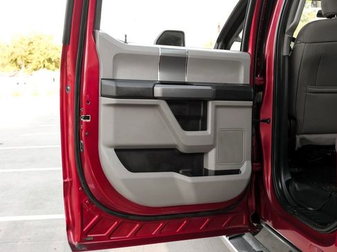 Used 2018 Ford F350 XLT w/ XLT Premium Package image 46