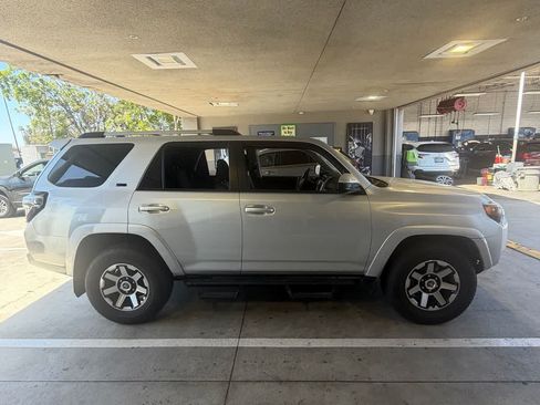 Used 2022 Toyota 4Runner SR5 RWD image 4