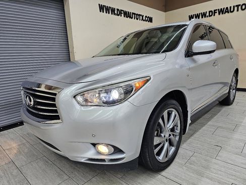 Used 2015 INFINITI QX60 AWD w/ Deluxe Touring Package image 2