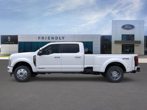 New 2026 Ford F450 Platinum w/ Platinum Plus Package image 3