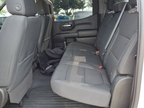 Used 2021 Chevrolet Silverado 1500 LT AWD/4WD image 11