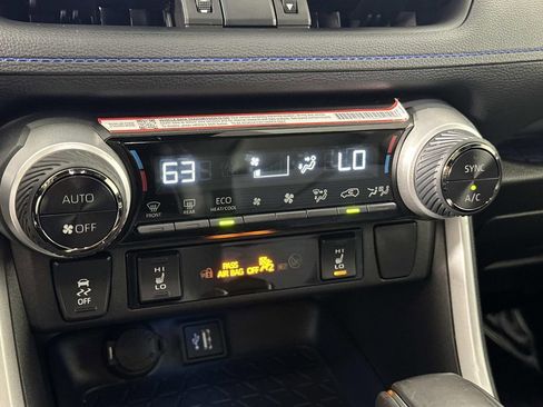 Used 2024 Toyota RAV4 XSE image 8