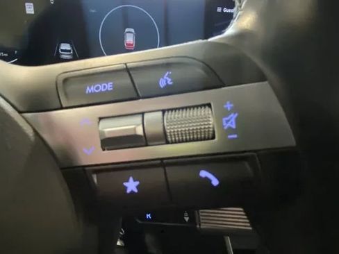 Used 2024 Hyundai Kona Limited image 27