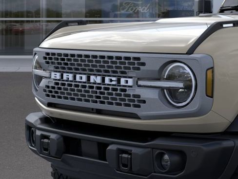 New 2026 Ford Bronco Badlands w/ Sasquatch Package AWD/4WD image 19