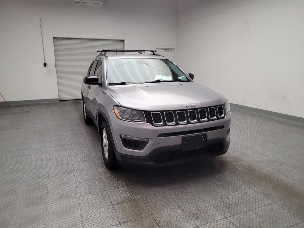 Used 2019 Jeep Compass Sport FWD image 14