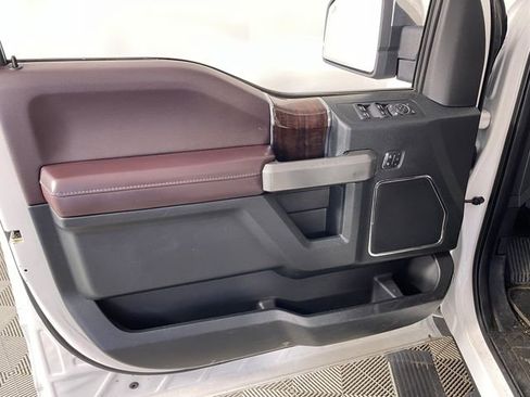 Used 2016 Ford F150 Platinum w/ Technology Package AWD/4WD image 12