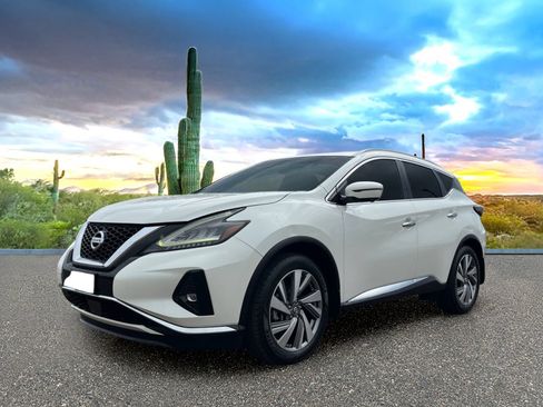 Used 2019 Nissan Murano SL w/ SL Technology Package FWD image 2