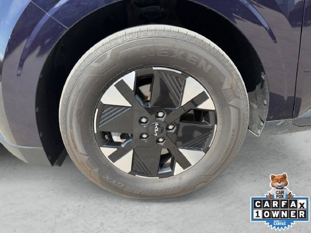 Used 2026 Kia Carnival LXS FWD image 23