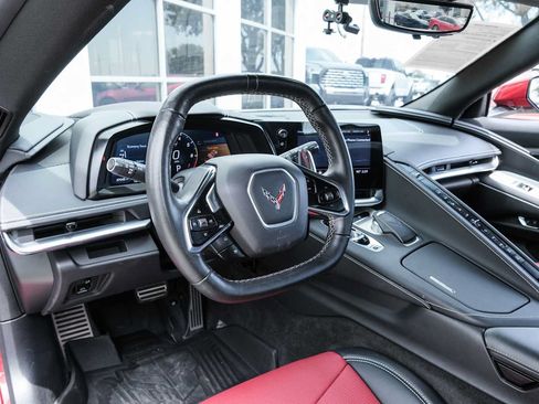 Used 2020 Chevrolet Corvette Stingray Convertible w/ Z51 Performance Package RWD image 19