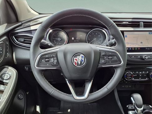 Certified 2021 Buick Encore GX Essence w/ Advanced Technology Package AWD/4WD image 18