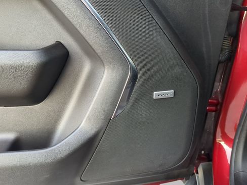 Used 2021 Chevrolet Suburban LT RWD image 57