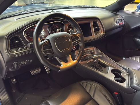 Used 2023 Dodge Challenger SRT Hellcat w/ Harmon/Kardon Sound Group image 16